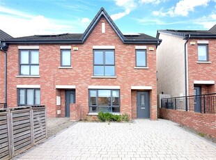 77 Castlefield Hall, Clonsilla, Dublin 15, County Dublin