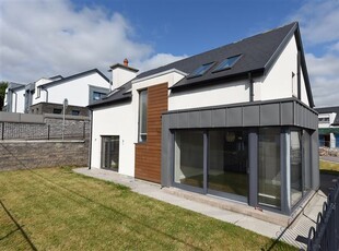 2 Poulacurra North, Barnavara Hill, Glanmire, Cork