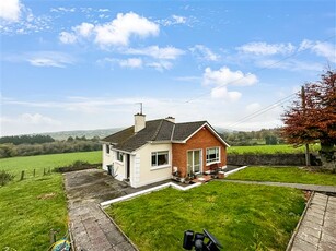 Residence on c. 1 Acre, Bohernabreena, Dublin 24