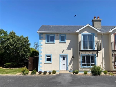 35 Seacliff, Dunmore East, Waterford