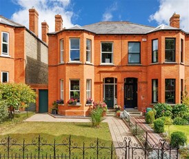 47 Hollybrook Road, Clontarf, Dublin 3