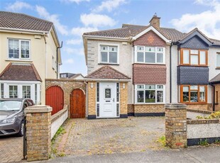 5 Woodlawn View, Santry, Dublin 9