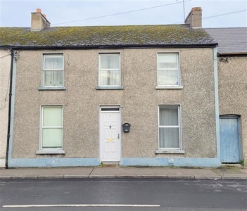 3 Pearse st, Cahir, Tipperary