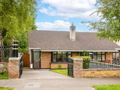 2 Colthurst Crescent, Lucan