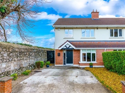 11 Orby Court, The Gallops, Leopardstown, Dublin 18