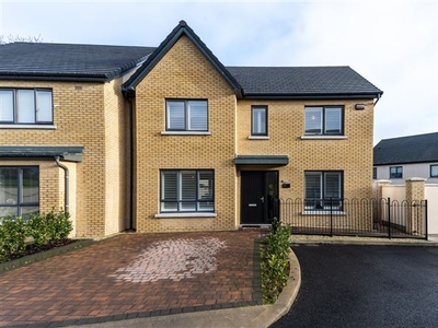 31 The Crescent, Silver Banks, Stamullen, Meath