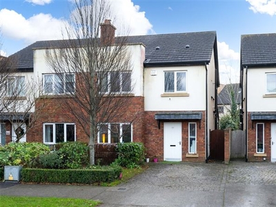 33 The Paddocks Grove, Lucan, Co. Dublin