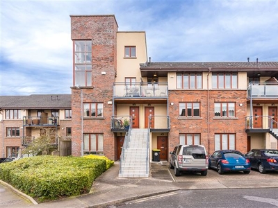 22 Belarmine Court, Stepaside, Dublin 18