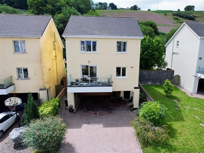 15 Hillcrest. Pembroke Wood, Passage West, , Passage West, Cork