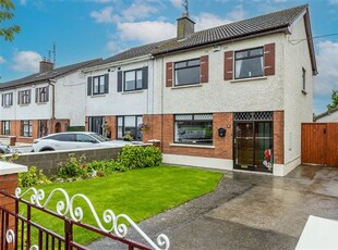 8 Brackenstown Village, Swords, County Dublin