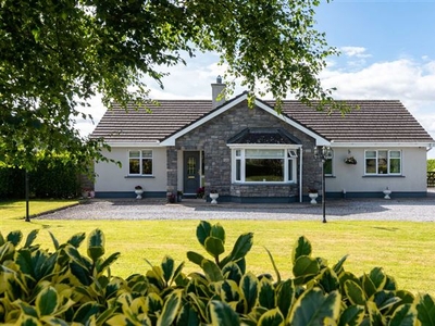 Carranure, Taughmaconnell, Athlone, County Roscommon H53 P042