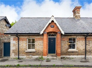 13 Pembroke Cottages, Booterstown, Co. Dublin