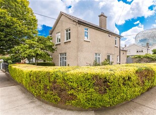 67 O'Connell Gardens, Sandymount, Dublin 4