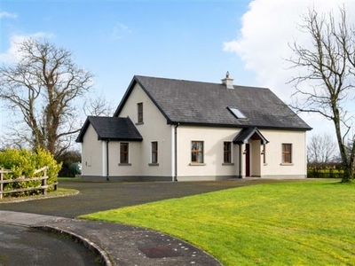 6 Newpark Village, Kiltoom, County Roscommon