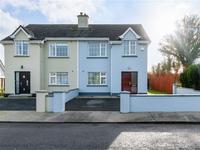 8 The Fair Green, Frenchpark, County Roscommon