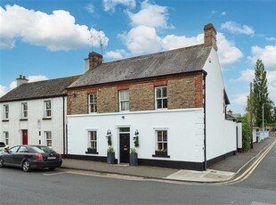 Ferrybank House, Canal View, Sallins, Kildare