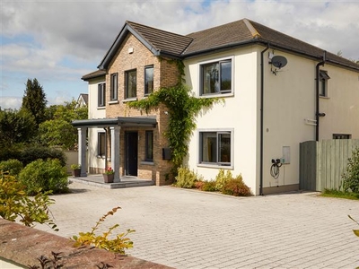 1 Caislean Mainear, Athlumney, Navan, Meath