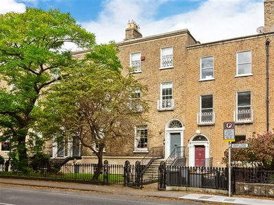 15d Warrington Place , Baggot Street, Dublin 2