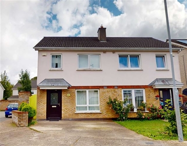 42 Saint Mochta`s Green, Clonsilla, Dublin 15, County Dublin