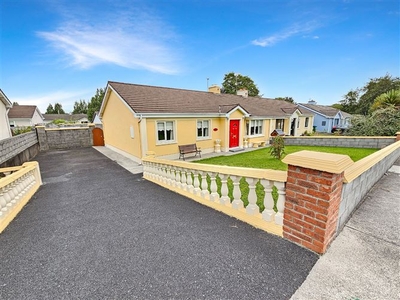 55 Brookville, Lahinch Road, Ennis, Co. Clare