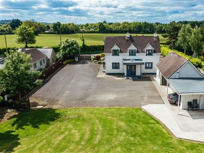 Whitethorn Lodge, The Curragh, Ballysax, Kildare