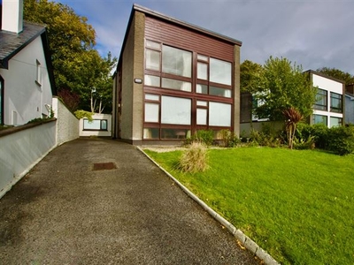 2 Shannon Lodge, Carrick On Shannon, Co. Leitrim