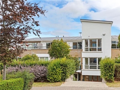 206 Bracken Hill, Sandyford, Dublin 18