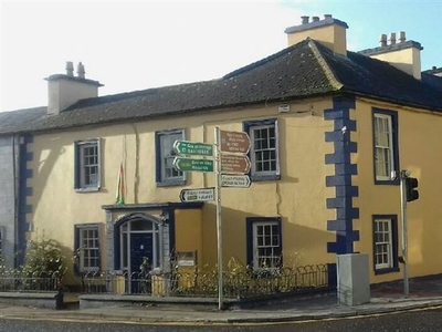 Mount Browne House, Distillery Road, Westport, Mayo