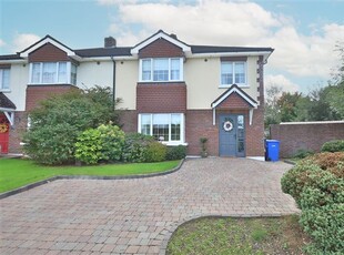 18 Curragh Park, Carlanstown, Meath