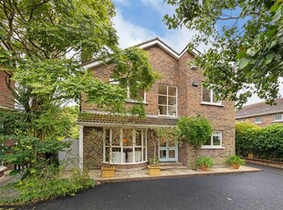 2 Gosworth Court, Castlepark Road, Dalkey, County Dublin