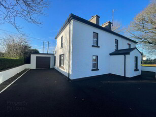 Ballinderry Fourmilehouse, Roscommon Town