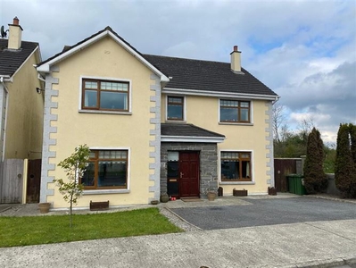 17 Cois Na Habháinn, Mullinahone, Tipperary