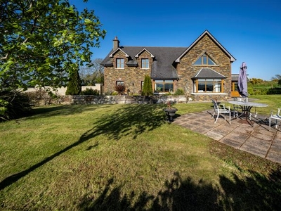 Black Quay House, Hollyhill, Kinsale, Cork