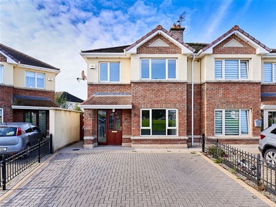 27 Newcastle Woods Square, Enfield, Meath