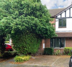 82 White Oaks, Roebuck Road, Clonskeagh, Dublin 14