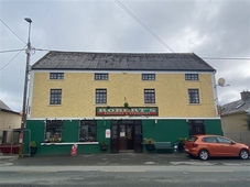 robert s grocery , grangemockler, tipperary e32ry64