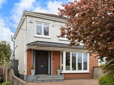 5 Kingston Lawn, Ballinteer, Dublin 16