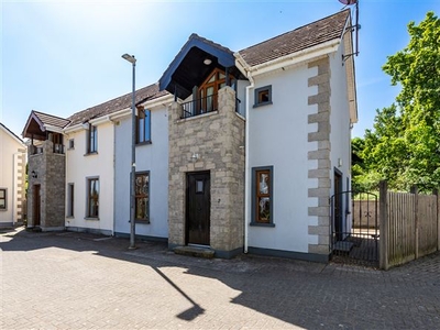 7 The Courtyard, Rocklands, Wexford
