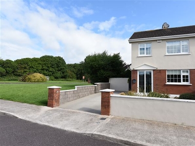 30 The Crescent, Owenabue Heights, Carrigaline, Cork