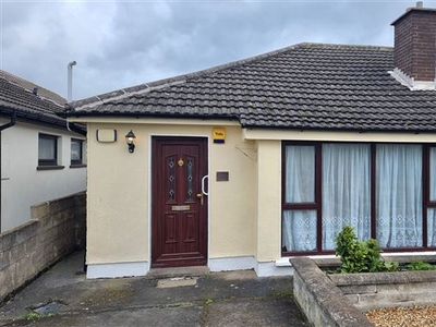 52 Oak Court Avenue, Palmerstown, Dublin 20