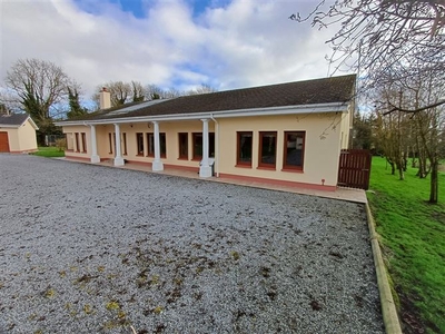 Cedarwood House, Stonestown, Cloghan, Birr, Co. Offaly