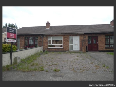 39 St Johns Crescent , Clondalkin, Dublin 22