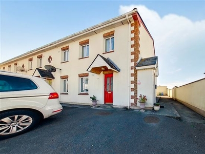 6 Valley Of The Diamonds, Pier Road, Enniscrone, County Sligo