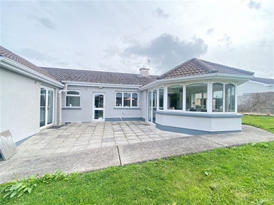 4 Hillview, Cashel, Tipperary