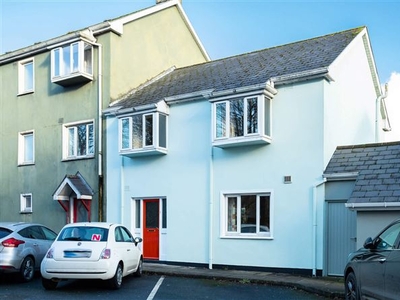 1 Sandlighter Court, College Road, Clonakilty, Co. Cork