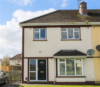 24 Sarsfield Crescent, Charlestown, Co. Mayo