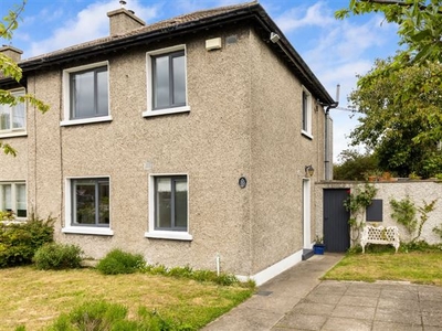 35 St Begnets Villas, Dalkey, County Dublin