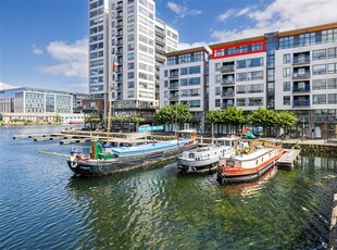 30 The Locks, Charlotte Quay Dock, Grand Canal Dk, Dublin 4