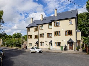 8 Cruise's Hill, Main Street, Naul, County Dublin