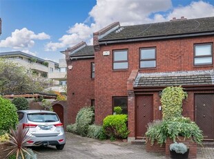 8 Nutley Square, Greenfield Park, Donnybrook, Dublin 4